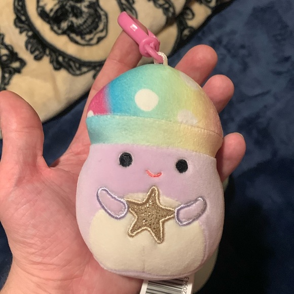 Mahndi mushroom squishmallow clip NWT - Picture 1 of 7